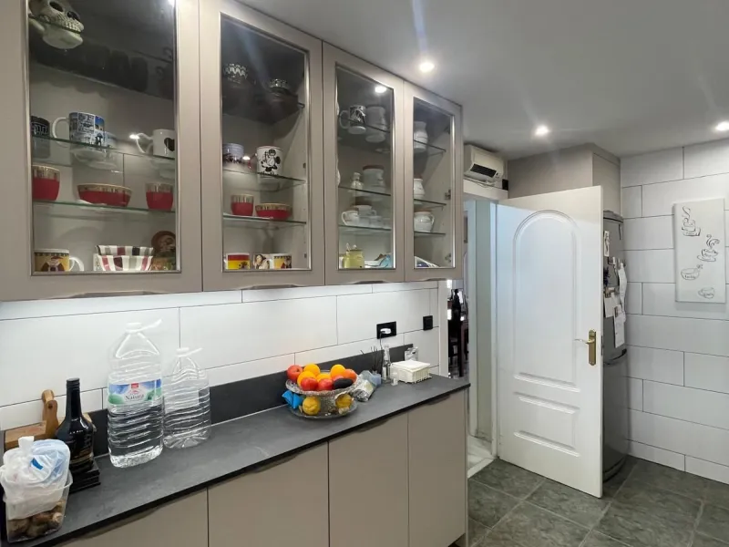 Corner town house with interior elevator in Benalmádena, Arroyo de la Miel, with sea views and a privileged location.