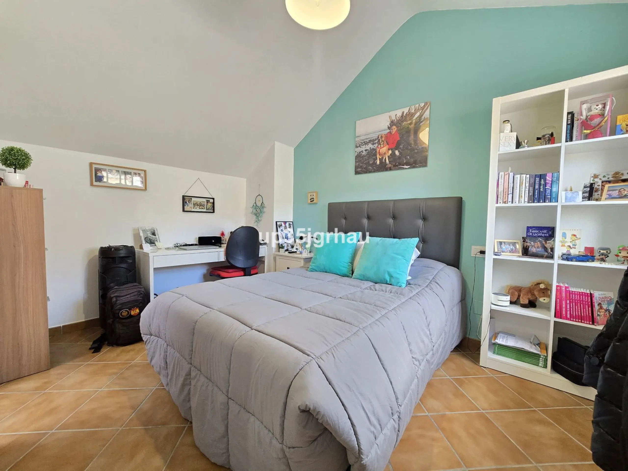 A magnificent 4-bedroom townhouse (195 m2) is for sale in Cancelada. This spacious and bright family home faces south and is located in a quiet and highly sought-after area of ​​Cancelada, ideal for families.
