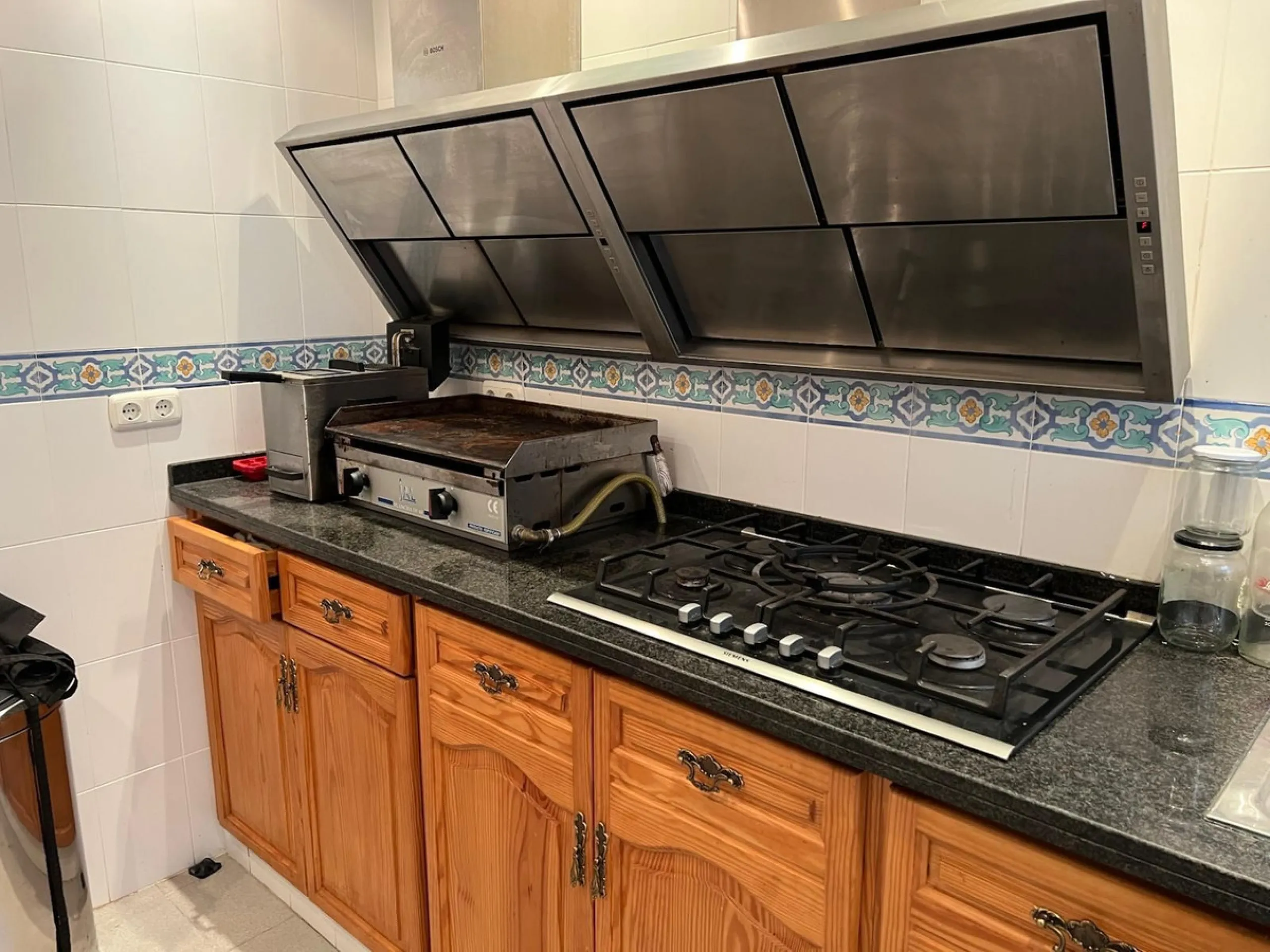 Stunning Detached Villa with Private Pool and Panoramic Views in Nueva Andalucía, Marbella – Costa del Sol