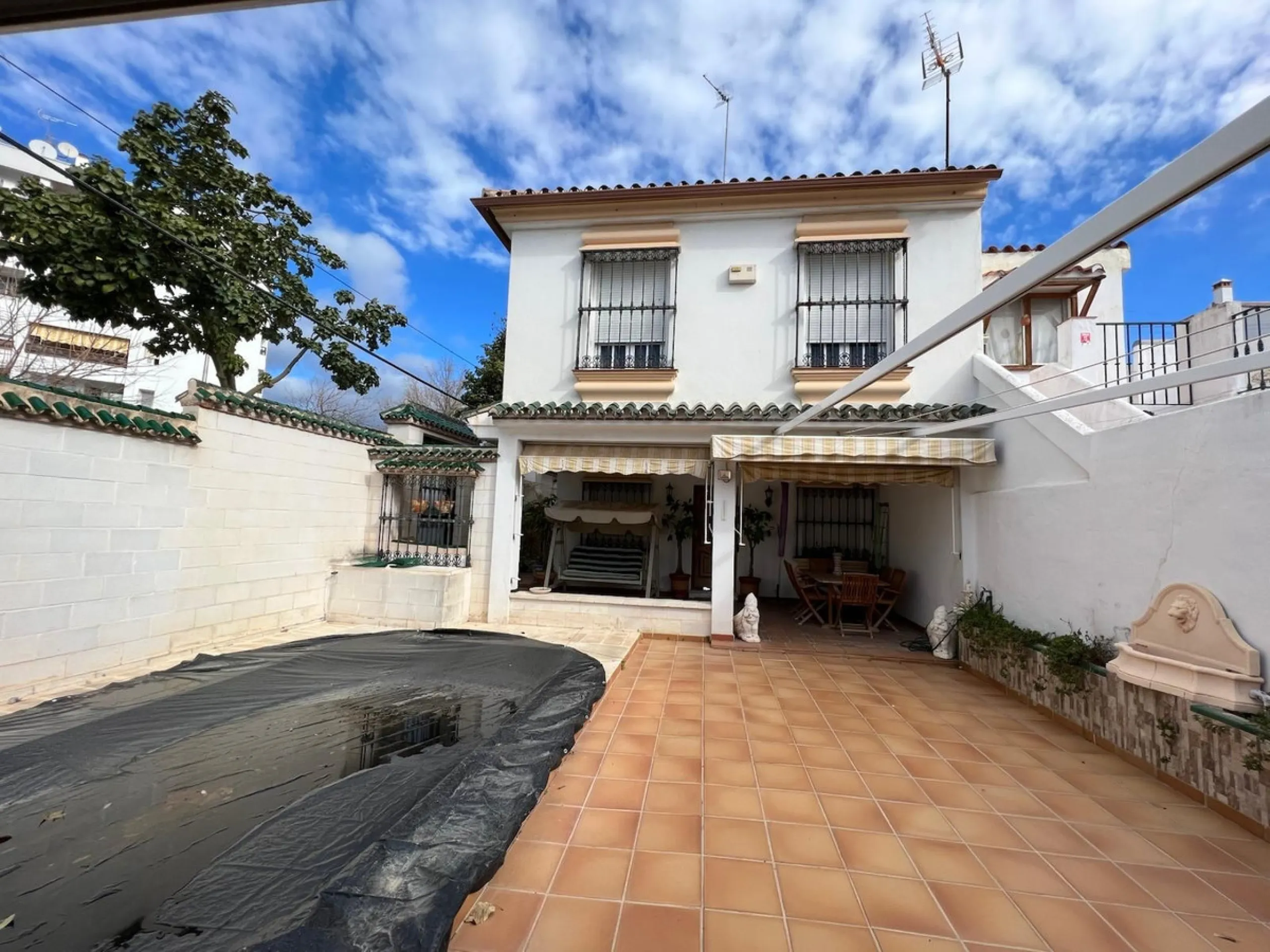 Stunning Detached Villa with Private Pool and Panoramic Views in Nueva Andalucía, Marbella – Costa del Sol