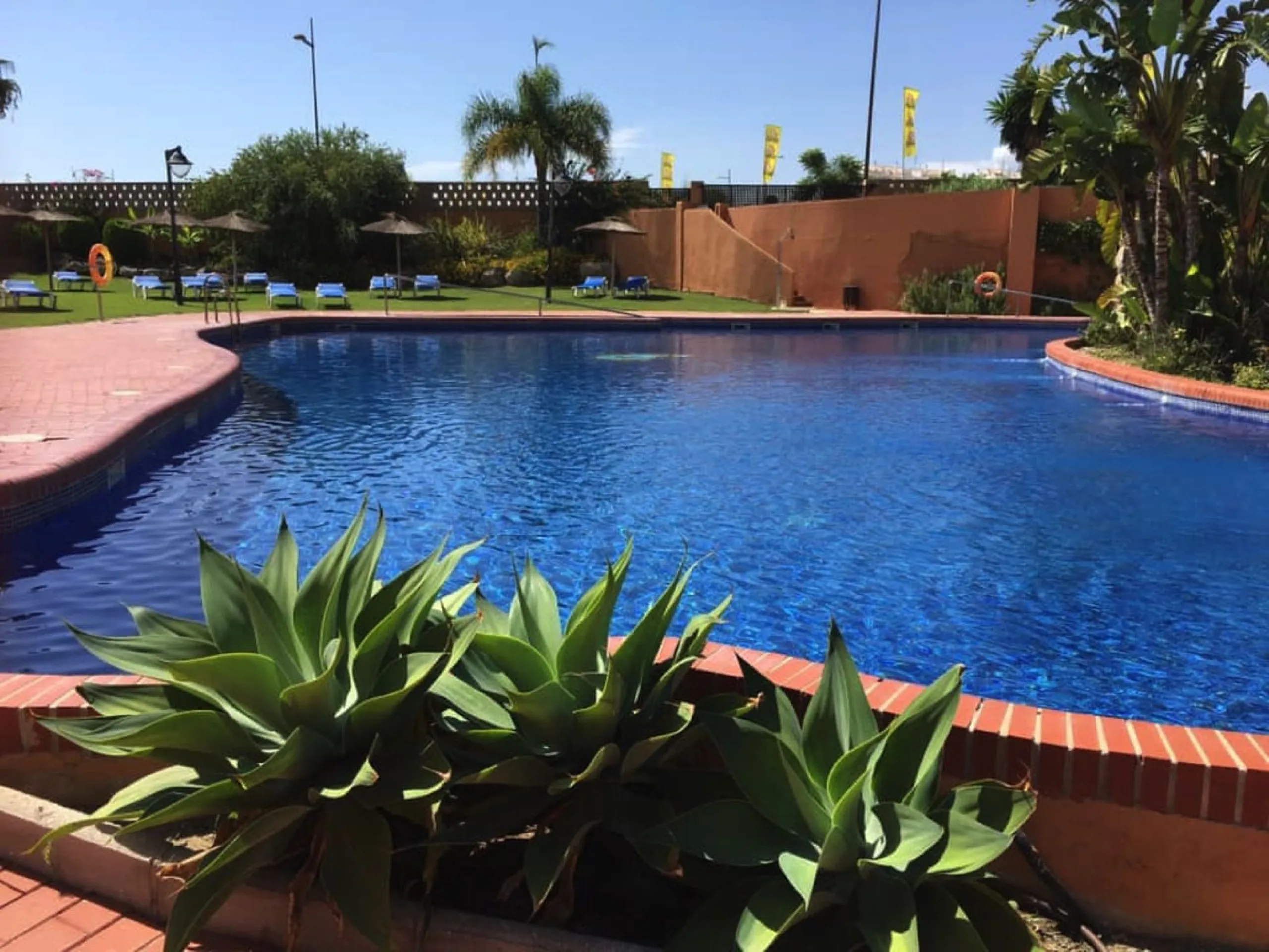 Exquisite Beachside Apartment in Avenida Mar Mediterráneo, Nueva Alcántara – San Pedro de Alcántara, Marbella