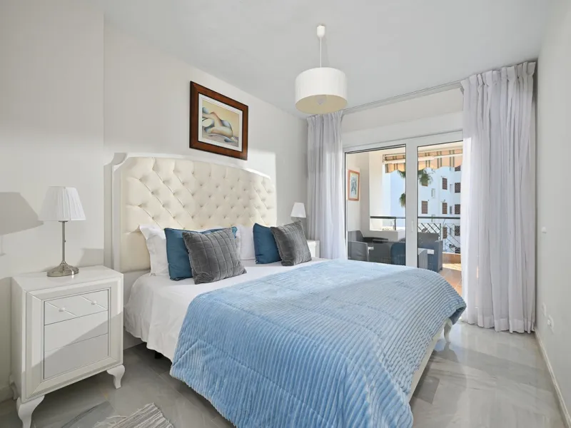 Frontline Beach 2-Bedroom Apartment in Mi Capricho, Calahonda