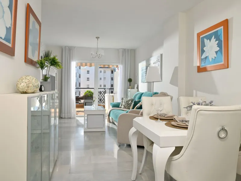Frontline Beach 2-Bedroom Apartment in Mi Capricho, Calahonda