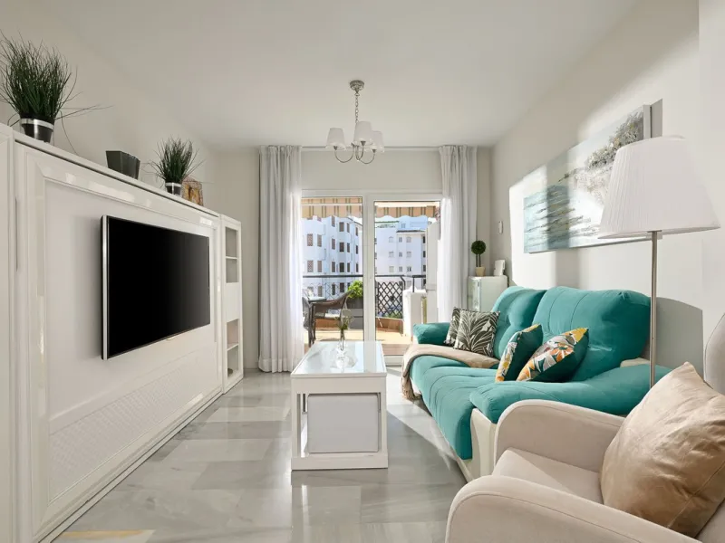 Frontline Beach 2-Bedroom Apartment in Mi Capricho, Calahonda