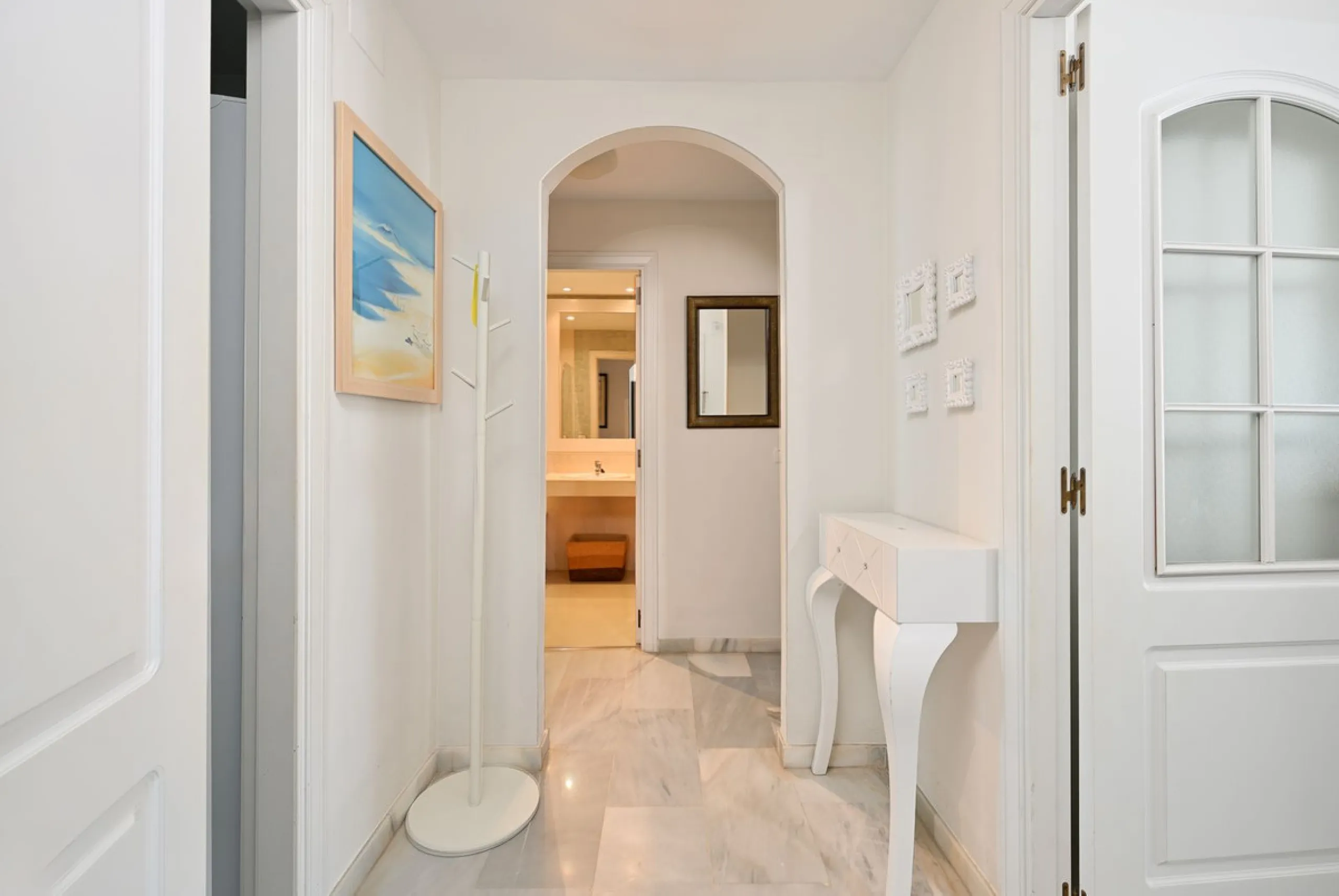 Frontline Beach 2-Bedroom Apartment in Mi Capricho, Calahonda