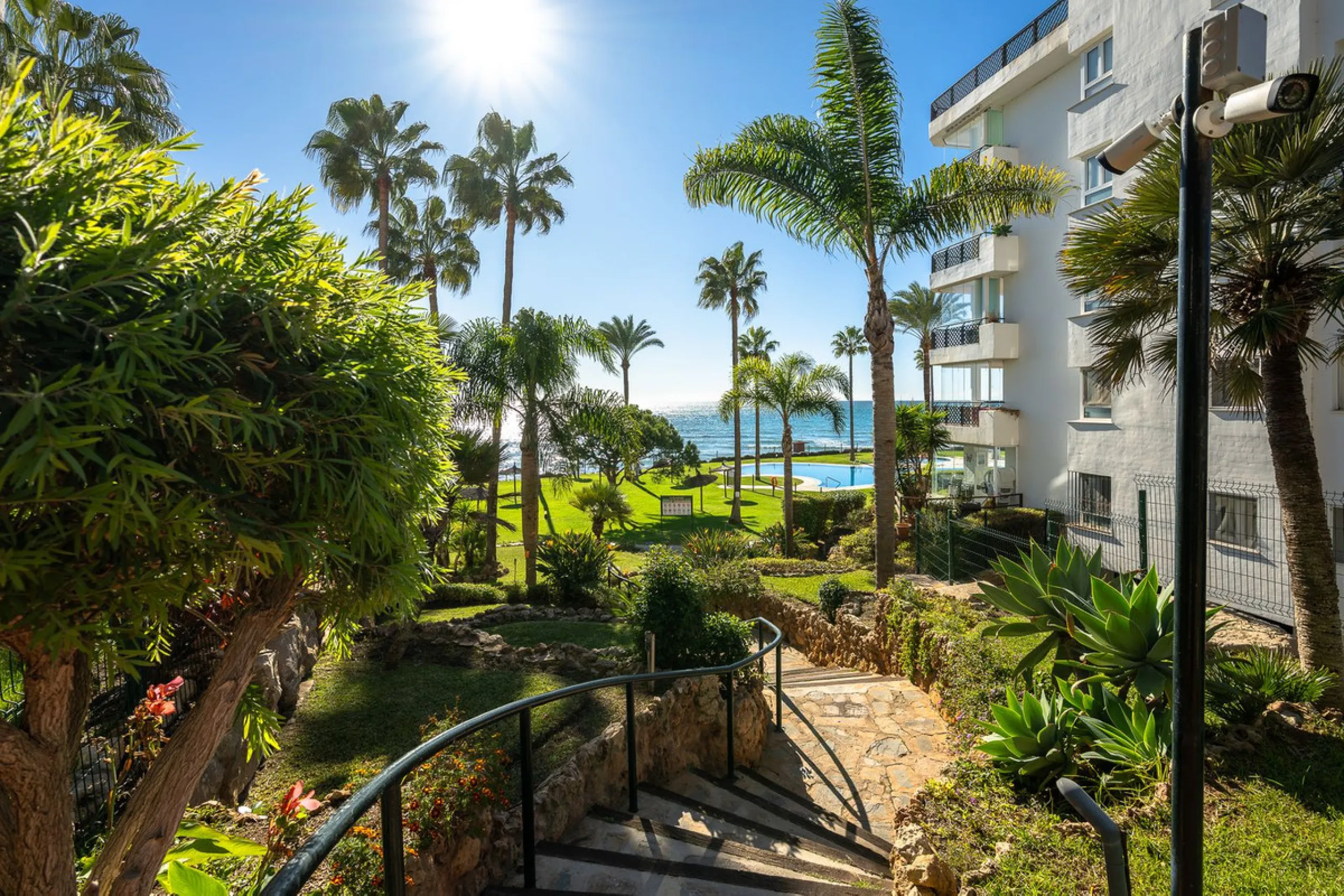 Frontline Beach 2-Bedroom Apartment in Mi Capricho, Calahonda