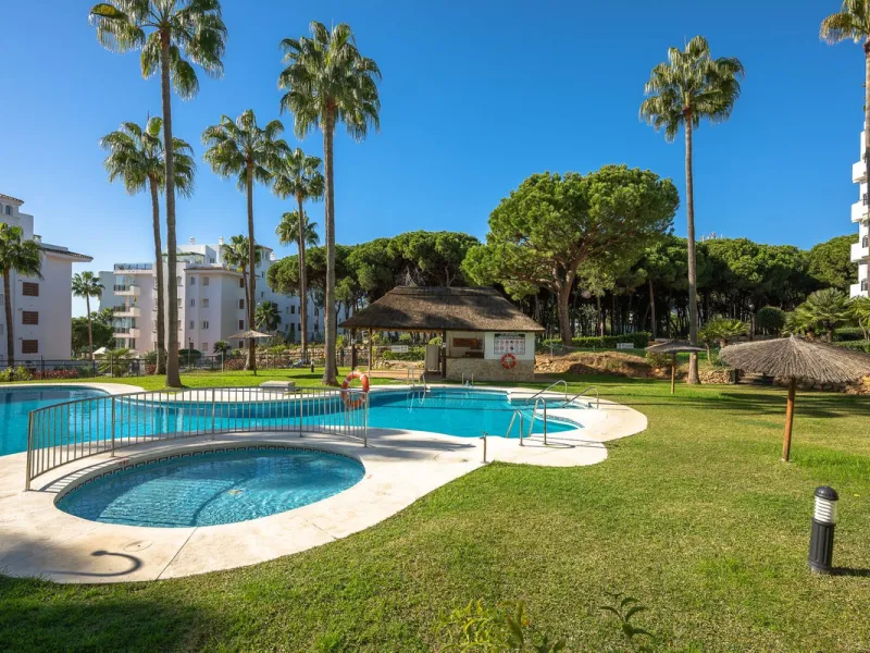 Frontline Beach 2-Bedroom Apartment in Mi Capricho, Calahonda