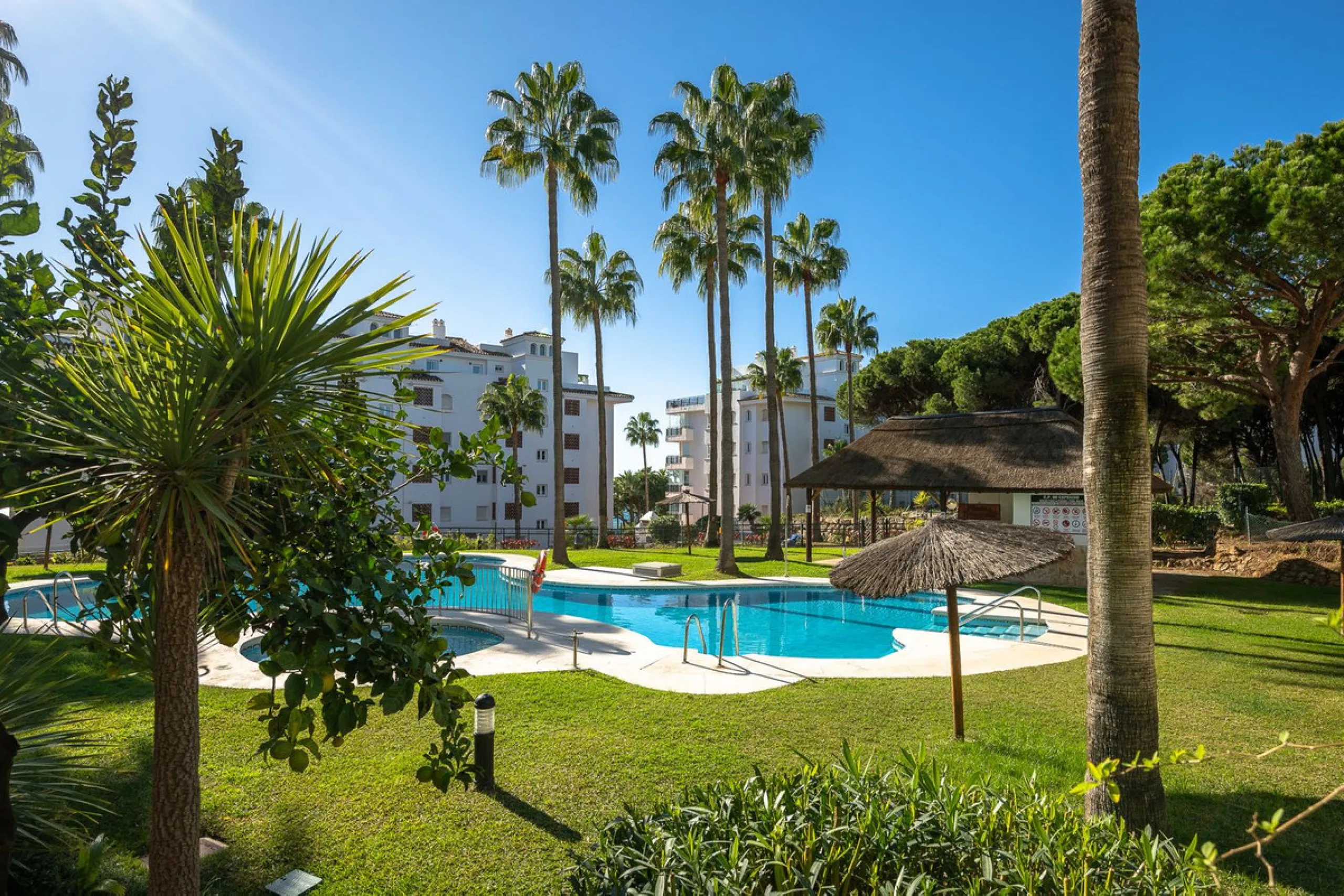 Frontline Beach 2-Bedroom Apartment in Mi Capricho, Calahonda