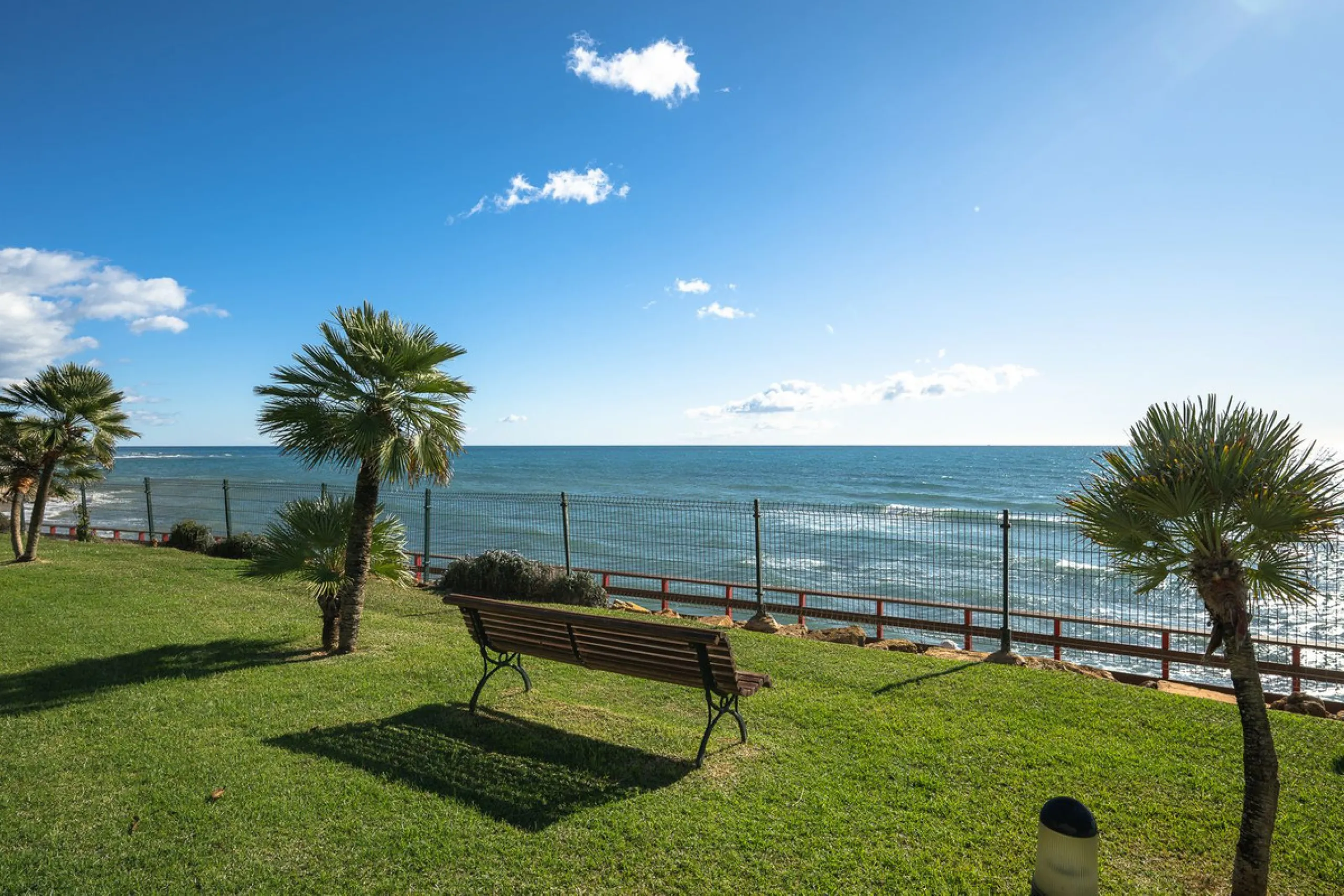 Frontline Beach 2-Bedroom Apartment in Mi Capricho, Calahonda
