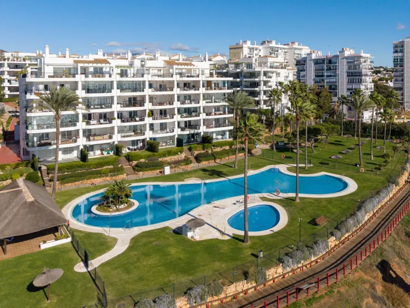 Frontline Beach 2-Bedroom Apartment in Mi Capricho, Calahonda