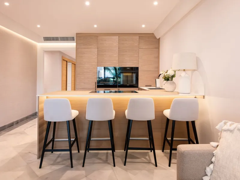 Apartment - Middle Floor Apartment в продаже в Marbella, Málaga. В доме 2 спален и 1 ванных комнат. Площадь дома 100 м²