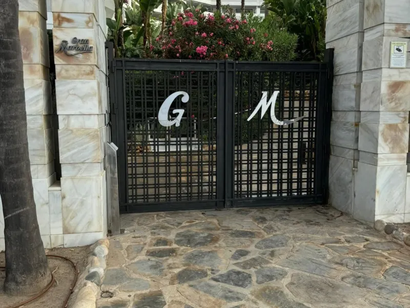 Apartment - Middle Floor Apartment в продаже в Marbella, Málaga. В доме 2 спален и 1 ванных комнат. Площадь дома 100 м²
