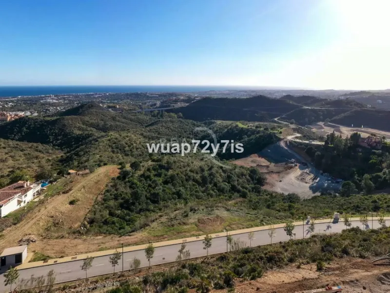 Plot - Residential Plot в продаже в Benahavís, Málaga. Площадь дома 435 м². Площадь участка 2144 м²