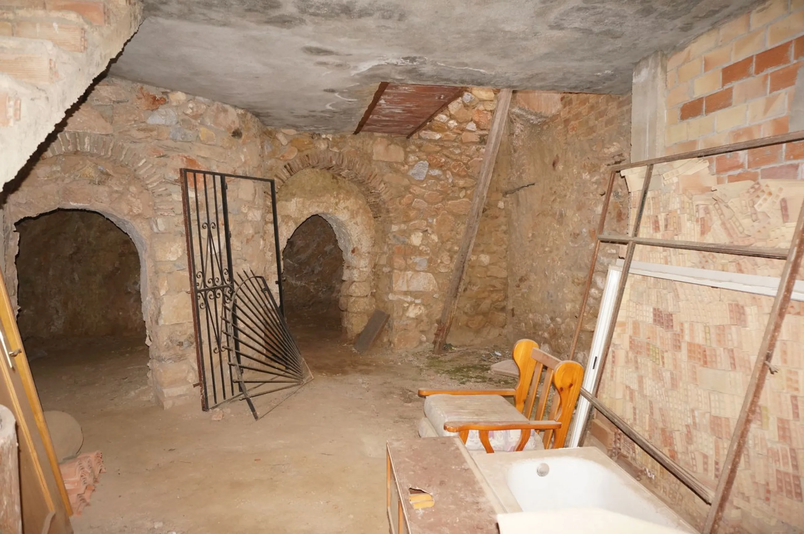 PANORAMIC SEA VIEWS & INFINITE POTENTIAL IN MIJAS PUEBLO; A DIAMOND IN THE ROUGH