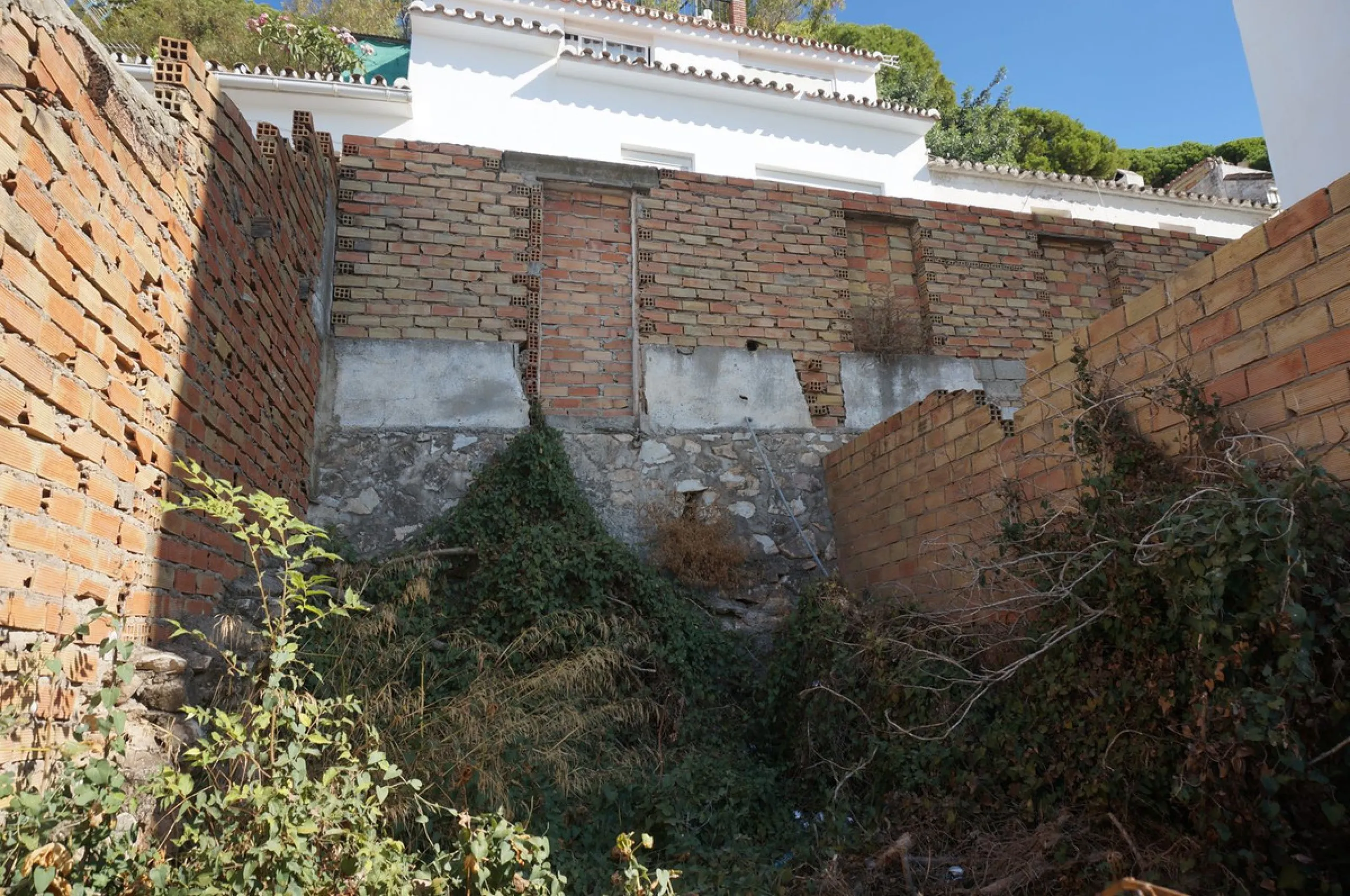 PANORAMIC SEA VIEWS & INFINITE POTENTIAL IN MIJAS PUEBLO; A DIAMOND IN THE ROUGH