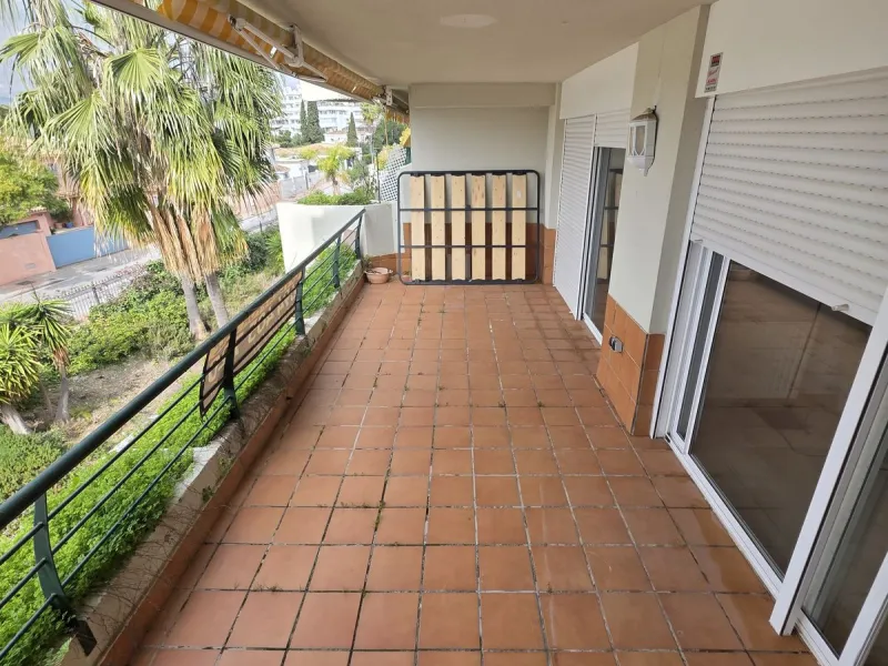 3rd FLOOR - WEST FACING. Apartment located in the exclusive area of Guadalmina Alta, within the prestigious Campos de Guadalmina residential complex, surrounded by nature and golf courses, synonymous with tranquillity, security and quality of life.