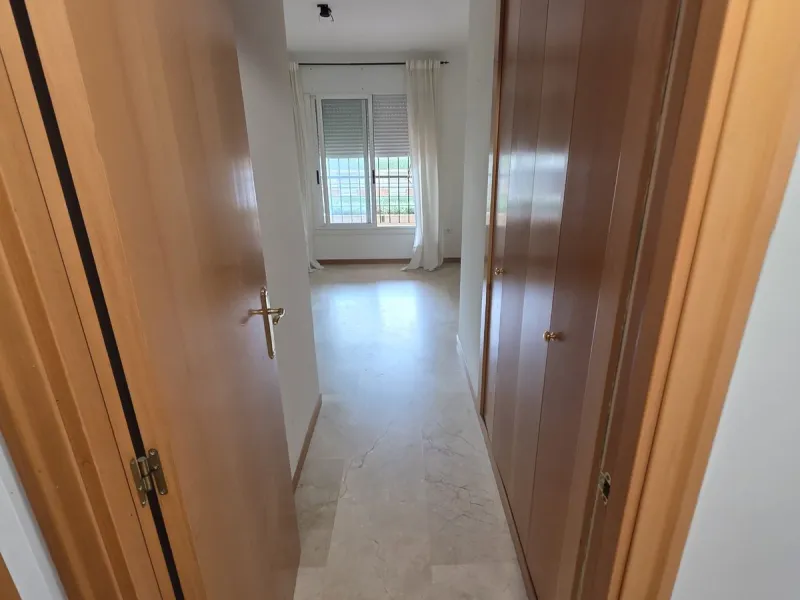 3rd FLOOR - WEST FACING. Apartment located in the exclusive area of Guadalmina Alta, within the prestigious Campos de Guadalmina residential complex, surrounded by nature and golf courses, synonymous with tranquillity, security and quality of life.