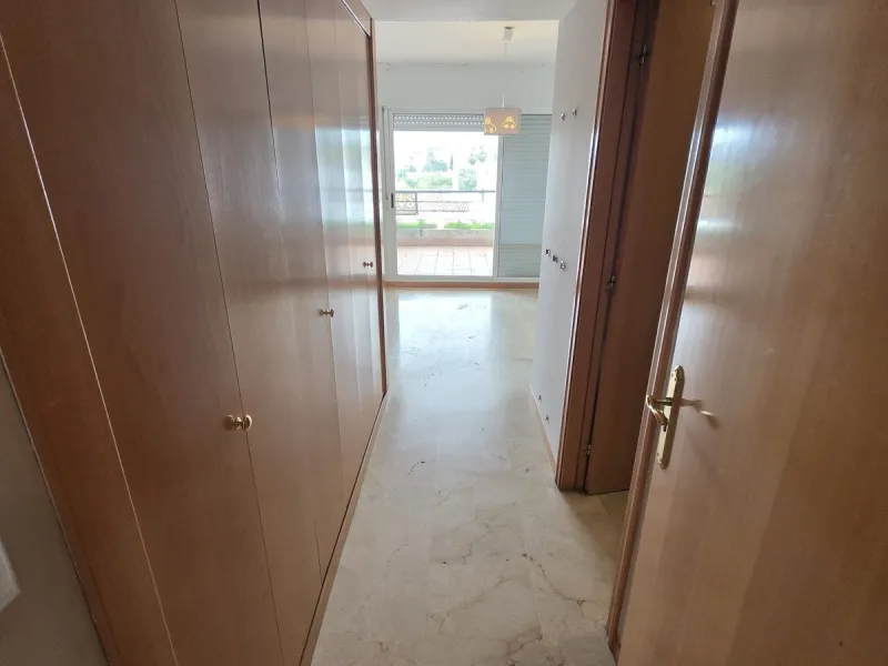 3rd FLOOR - WEST FACING. Apartment located in the exclusive area of Guadalmina Alta, within the prestigious Campos de Guadalmina residential complex, surrounded by nature and golf courses, synonymous with tranquillity, security and quality of life.