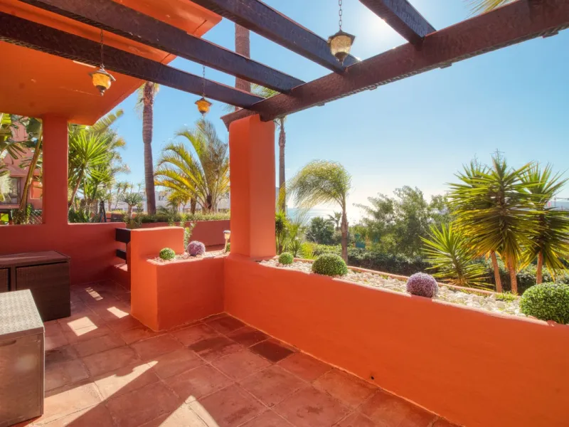 Exceptional Corner Townhouse with Panoramic Sea Views.