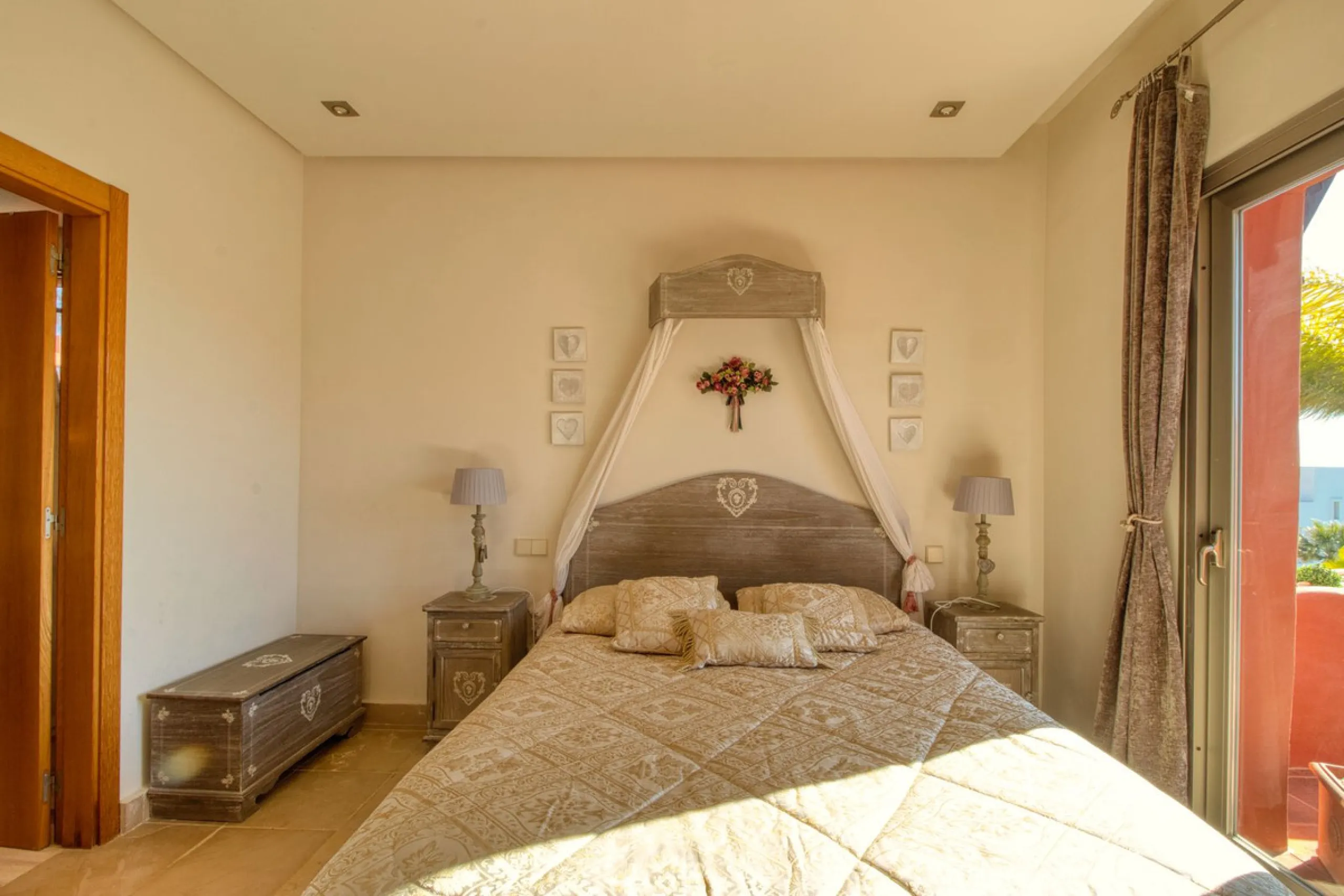 Exceptional Corner Townhouse with Panoramic Sea Views.