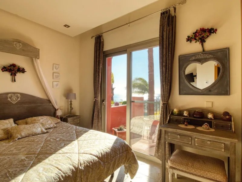 Exceptional Corner Townhouse with Panoramic Sea Views.