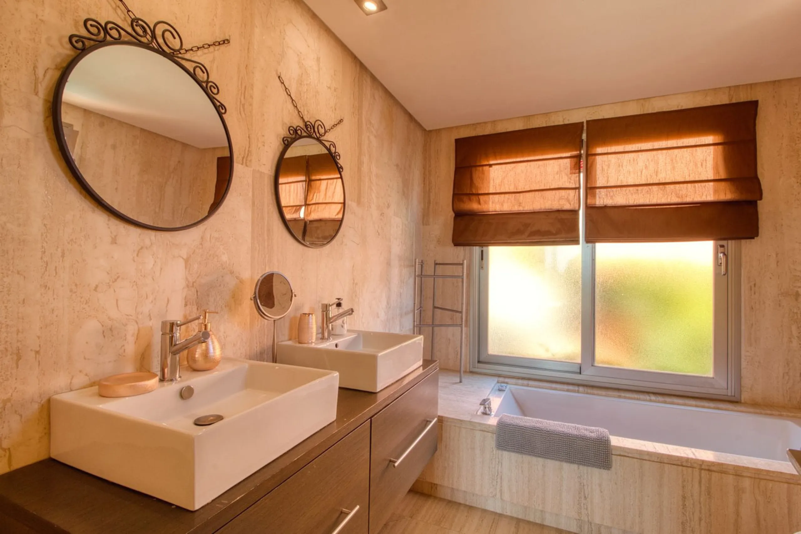 Exceptional Corner Townhouse with Panoramic Sea Views.