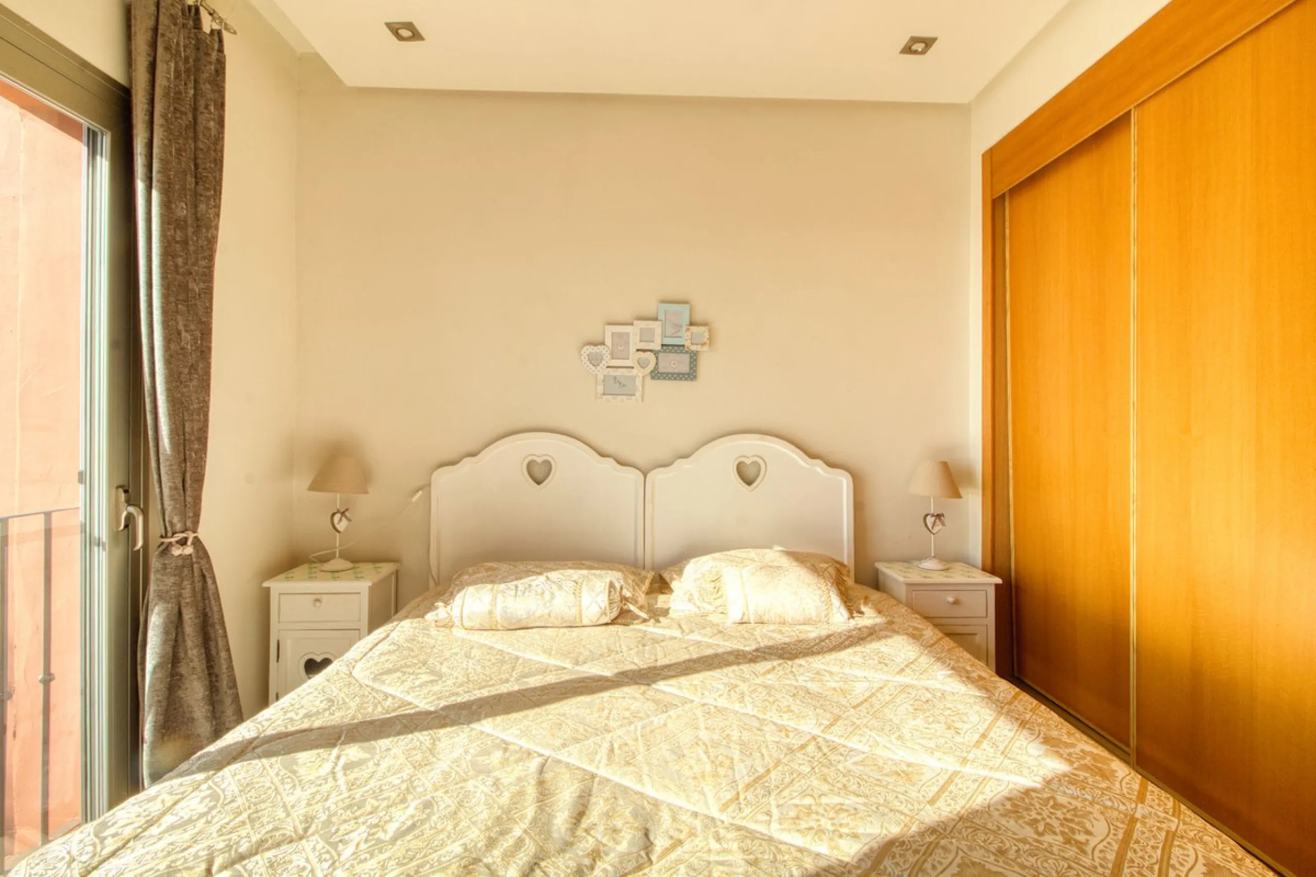 Exceptional Corner Townhouse with Panoramic Sea Views.