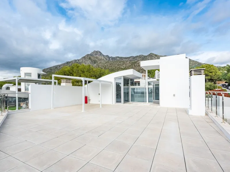 An Exceptional Luxury Residence on Marbella's Golden Mile