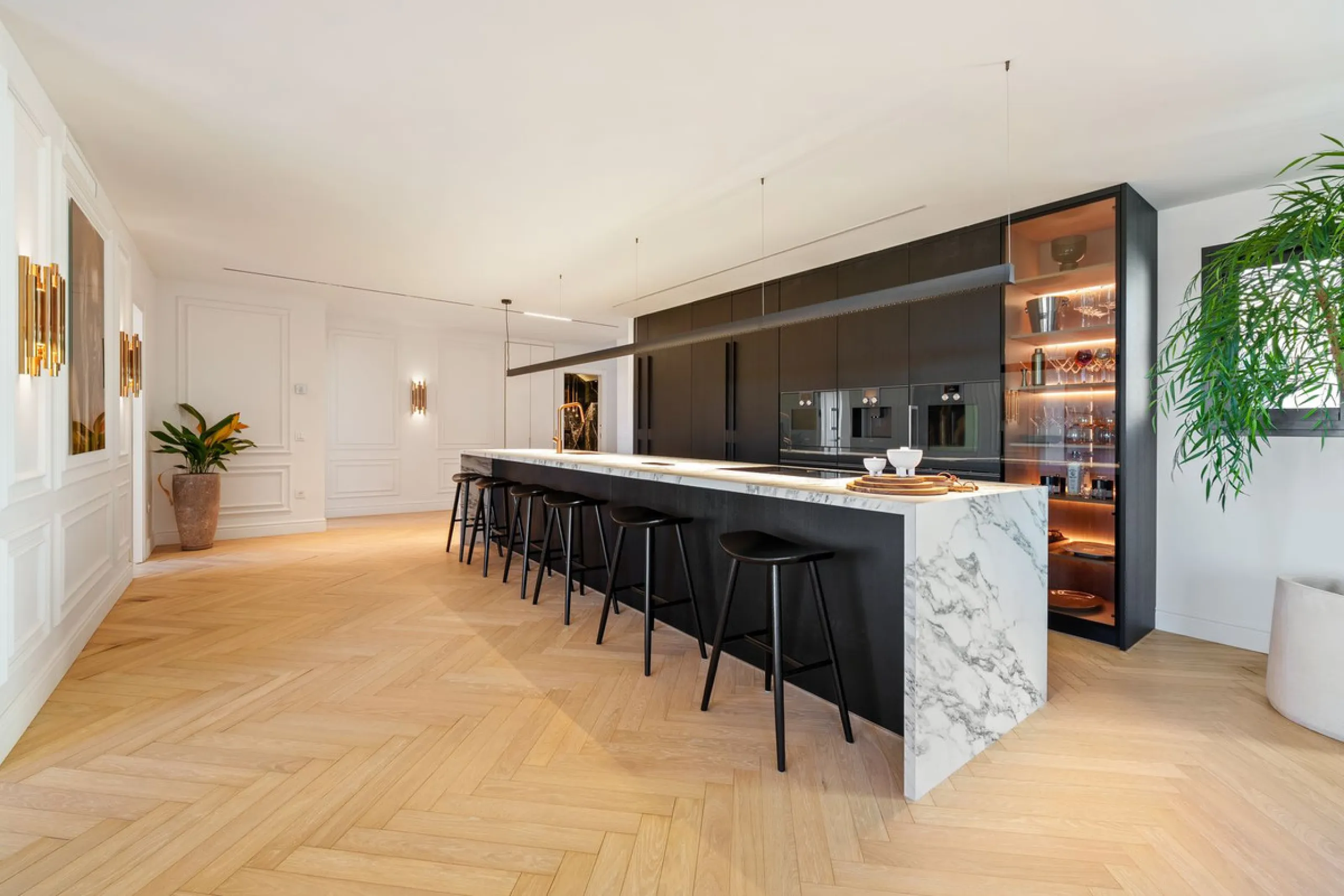 Apartment - Penthouse Duplex в продаже в Marbella, Málaga. В доме 3 спален и 4 ванных комнат. Площадь дома 183 м²
