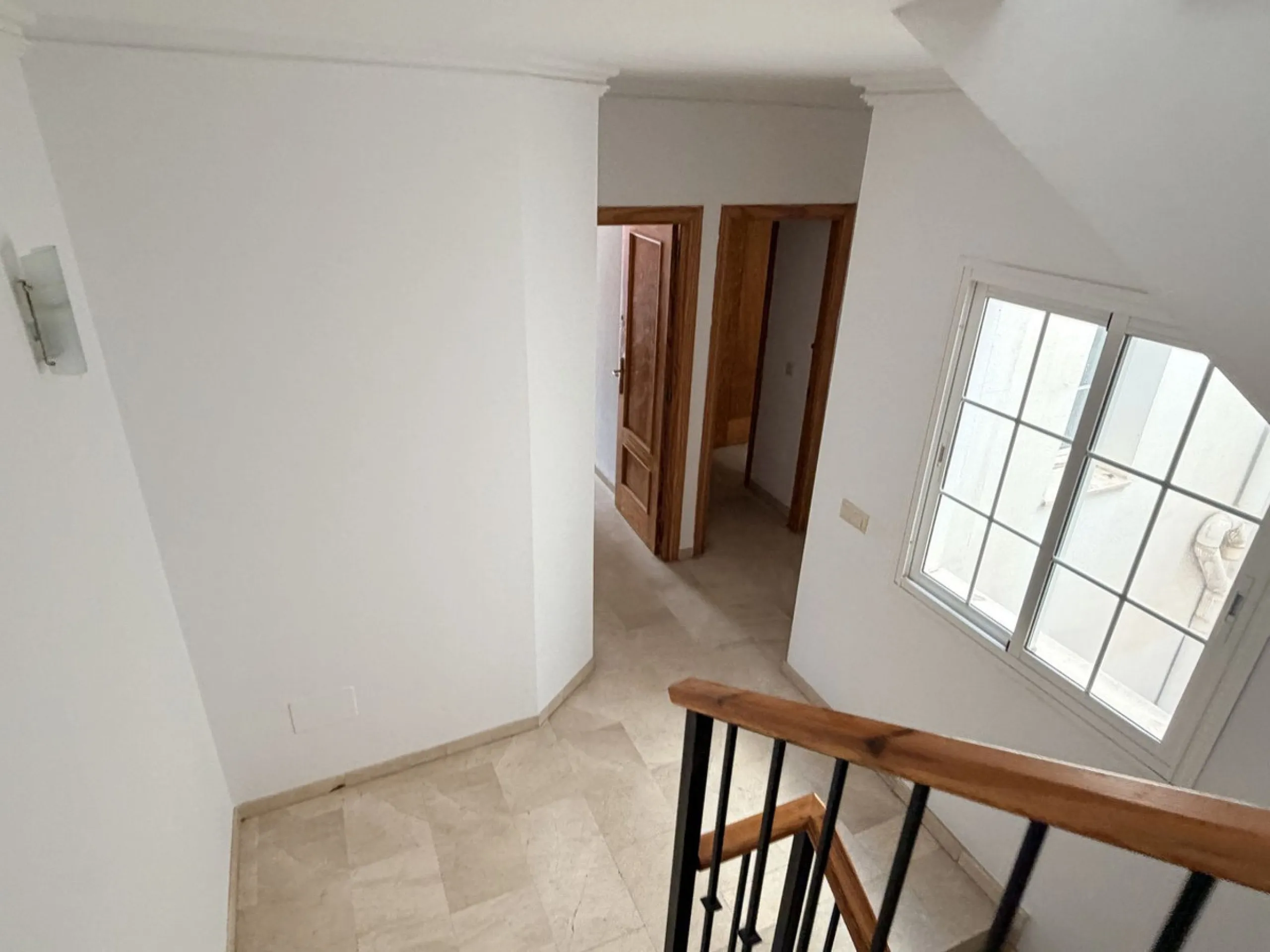 EXCLUSIVE OPPORTUNITY – SPACIOUS VILLA IN MIJAS (MÁLAGA) – SPECIAL SALE (AUCTION/OFFERS)