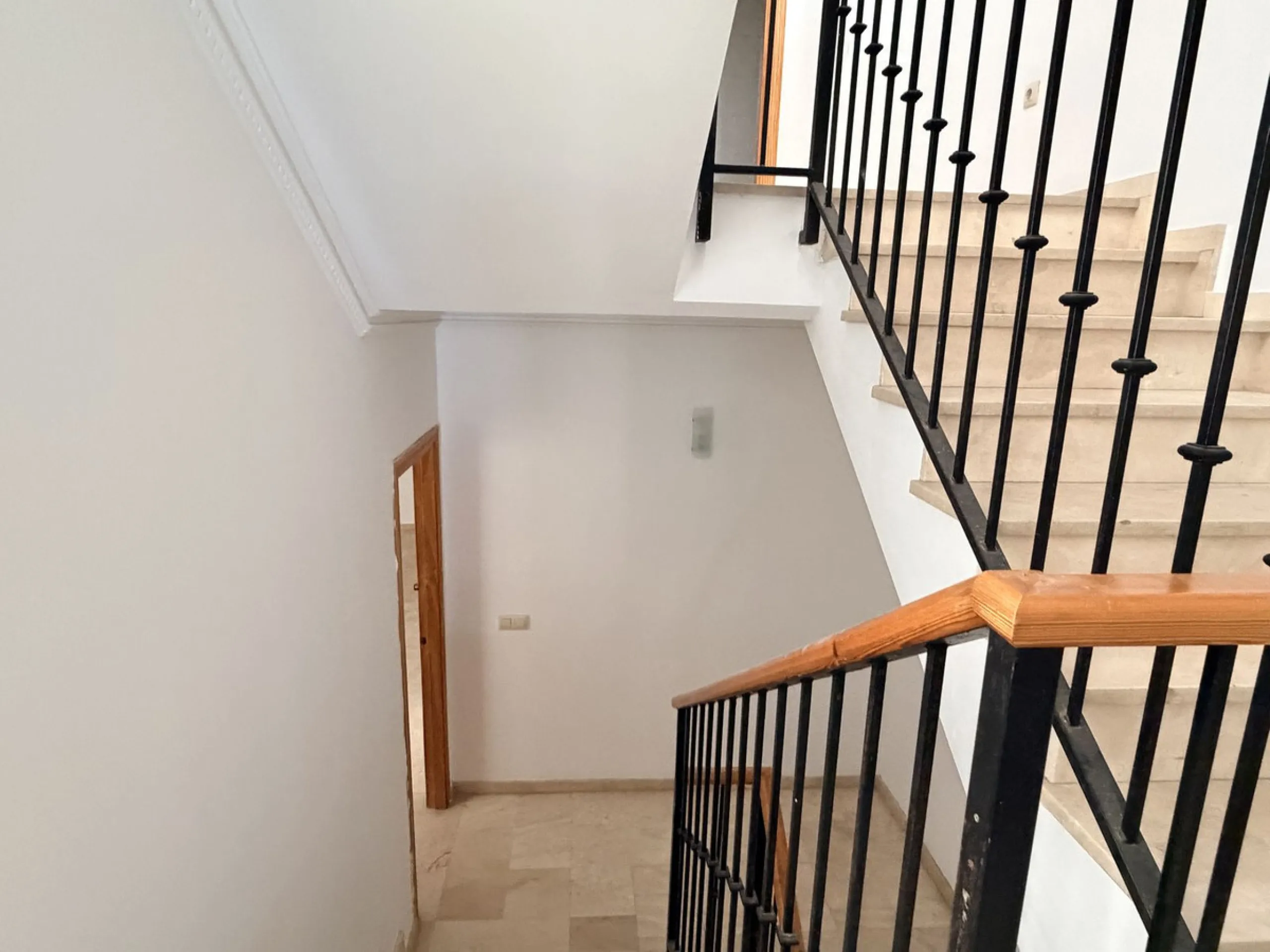 EXCLUSIVE OPPORTUNITY – SPACIOUS VILLA IN MIJAS (MÁLAGA) – SPECIAL SALE (AUCTION/OFFERS)