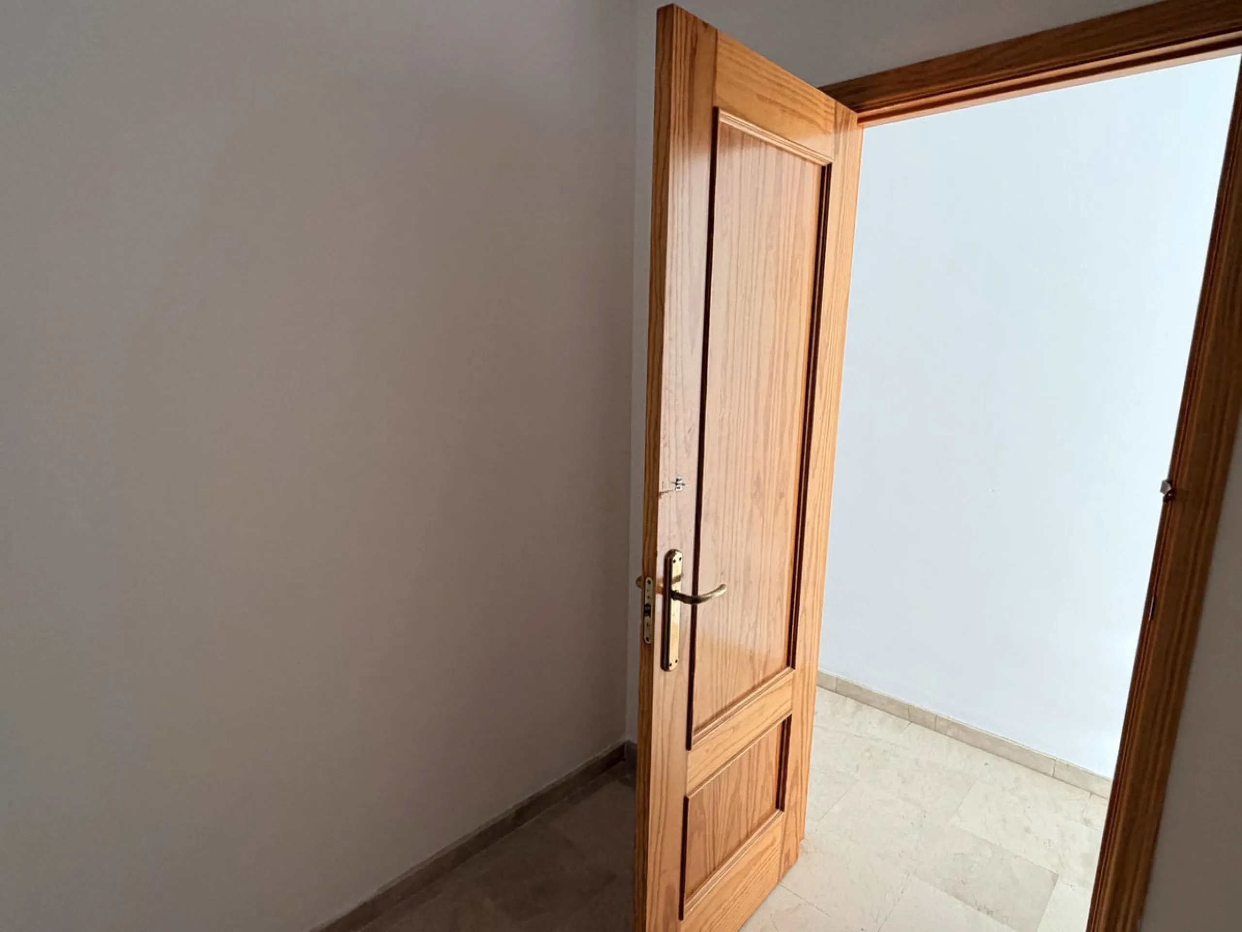 EXCLUSIVE OPPORTUNITY – SPACIOUS VILLA IN MIJAS (MÁLAGA) – SPECIAL SALE (AUCTION/OFFERS)