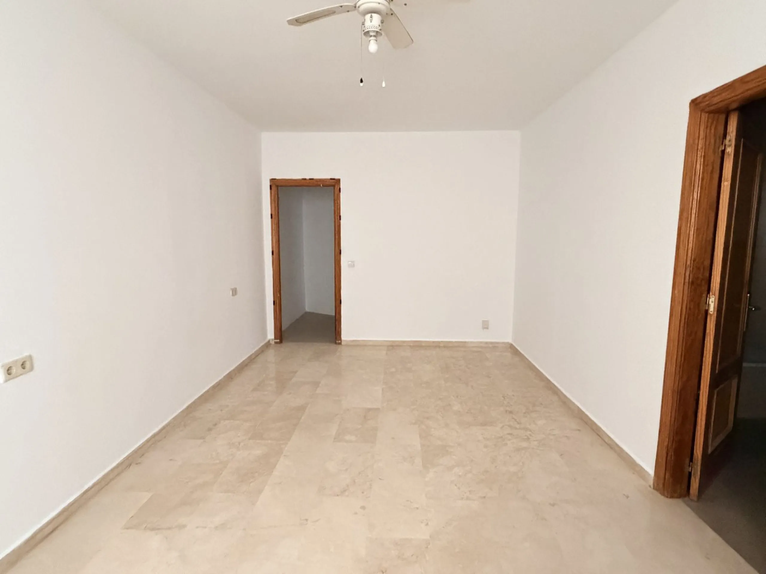 EXCLUSIVE OPPORTUNITY – SPACIOUS VILLA IN MIJAS (MÁLAGA) – SPECIAL SALE (AUCTION/OFFERS)