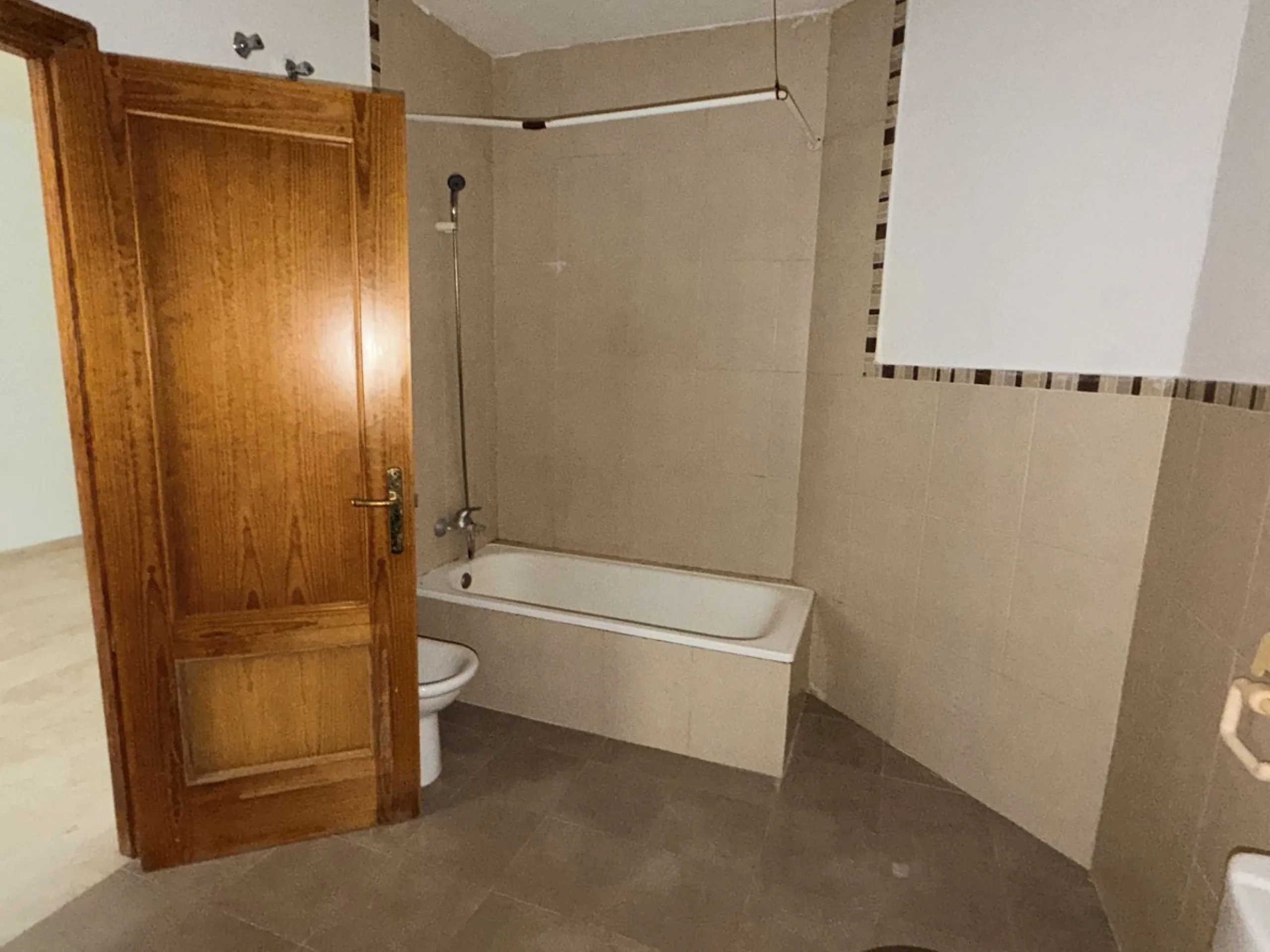EXCLUSIVE OPPORTUNITY – SPACIOUS VILLA IN MIJAS (MÁLAGA) – SPECIAL SALE (AUCTION/OFFERS)