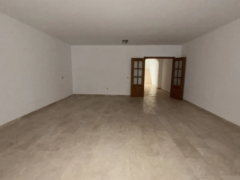 EXCLUSIVE OPPORTUNITY – SPACIOUS VILLA IN MIJAS (MÁLAGA) – SPECIAL SALE (AUCTION/OFFERS)