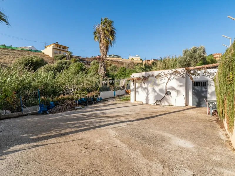 Stunning Urban/Rustic Home in Mijas, Málaga – 274 m² of Comfort and Style