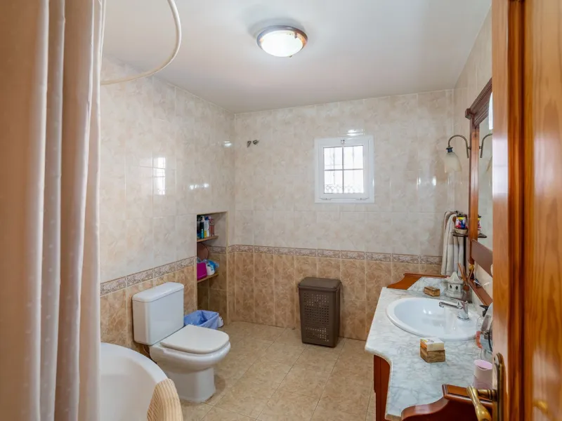 Stunning Urban/Rustic Home in Mijas, Málaga – 274 m² of Comfort and Style