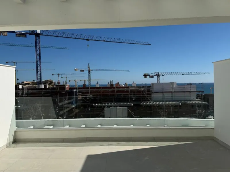 Apartment - Middle Floor Apartment в продаже в Mijas, Málaga. В доме 1 спален и 1 ванных комнат. Площадь дома 49 м²