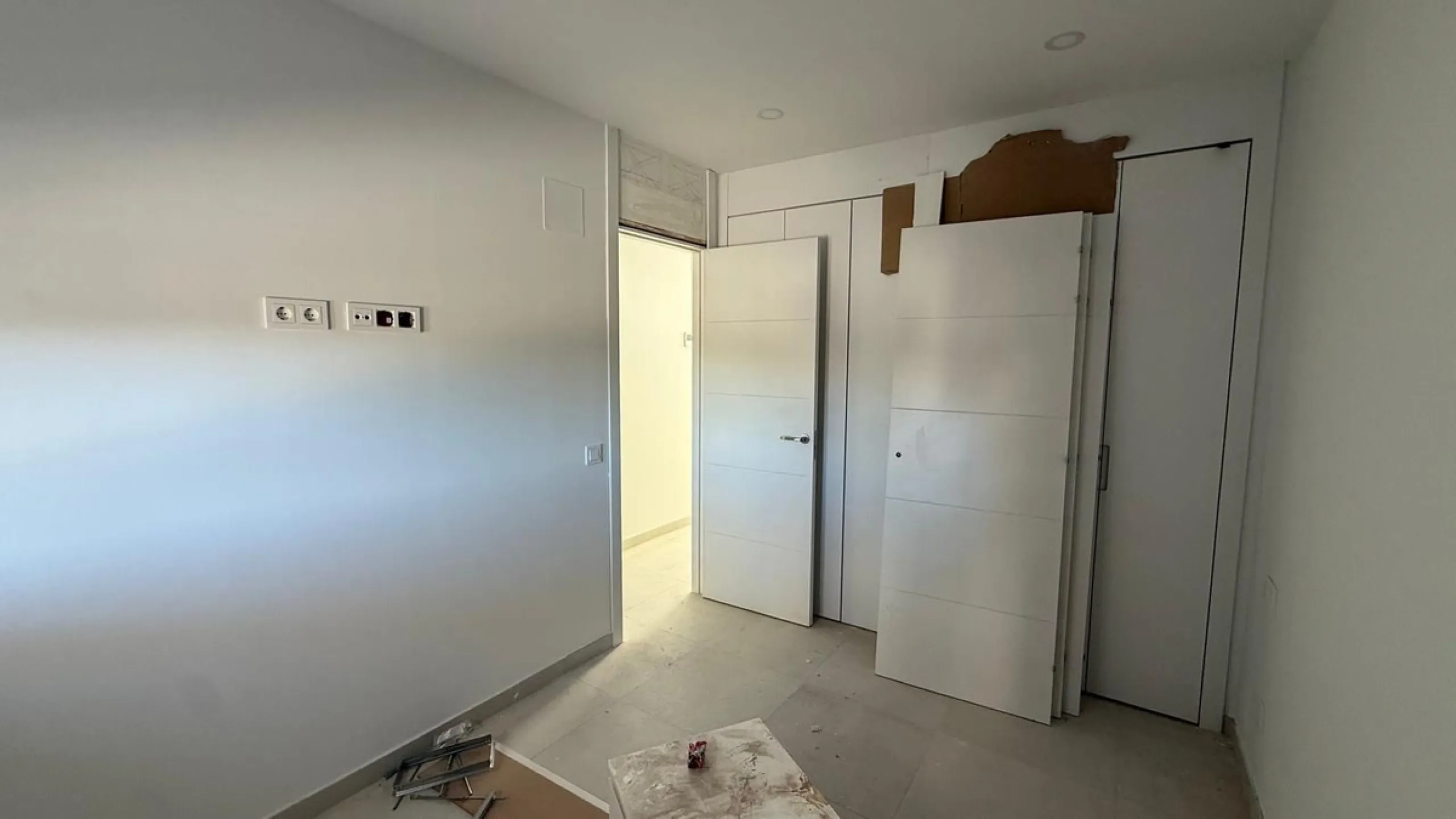 Apartment - Middle Floor Apartment в продаже в Mijas, Málaga. В доме 1 спален и 1 ванных комнат. Площадь дома 49 м²