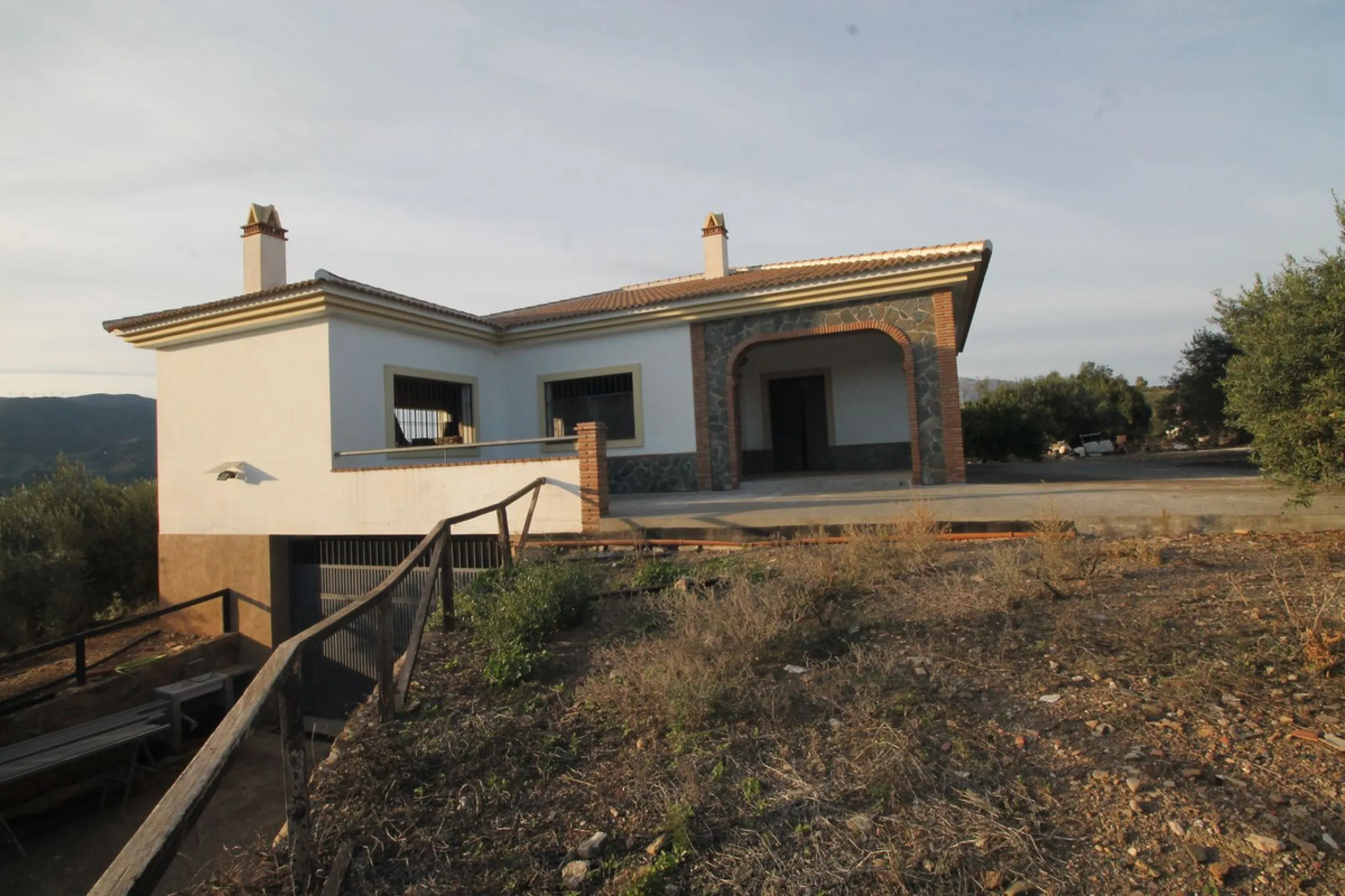 Plot - Residential Plot в продаже в Alora, Málaga. Площадь дома 330 м². Площадь участка 10000 м²