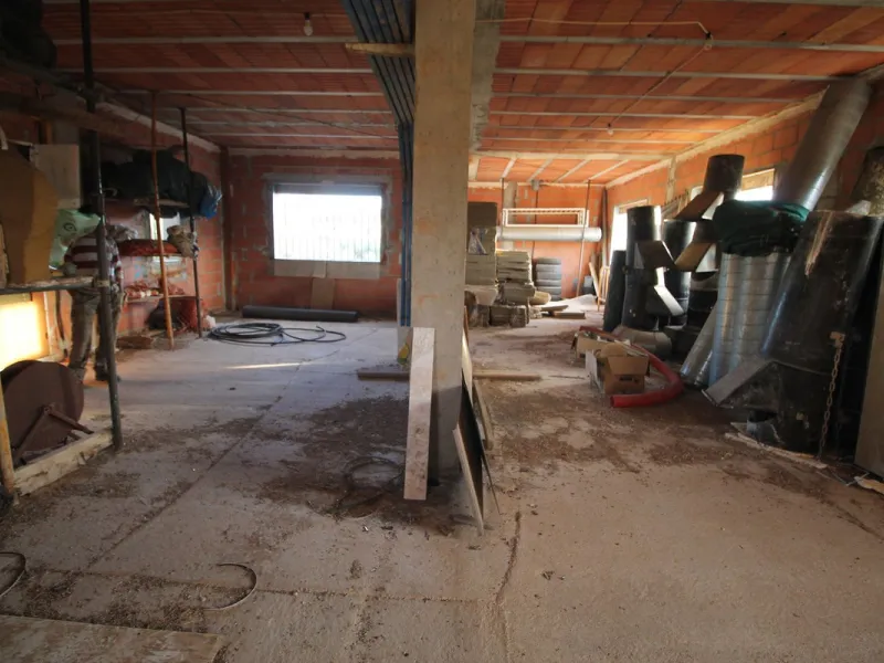 Plot - Residential Plot в продаже в Alora, Málaga. Площадь дома 330 м². Площадь участка 10000 м²