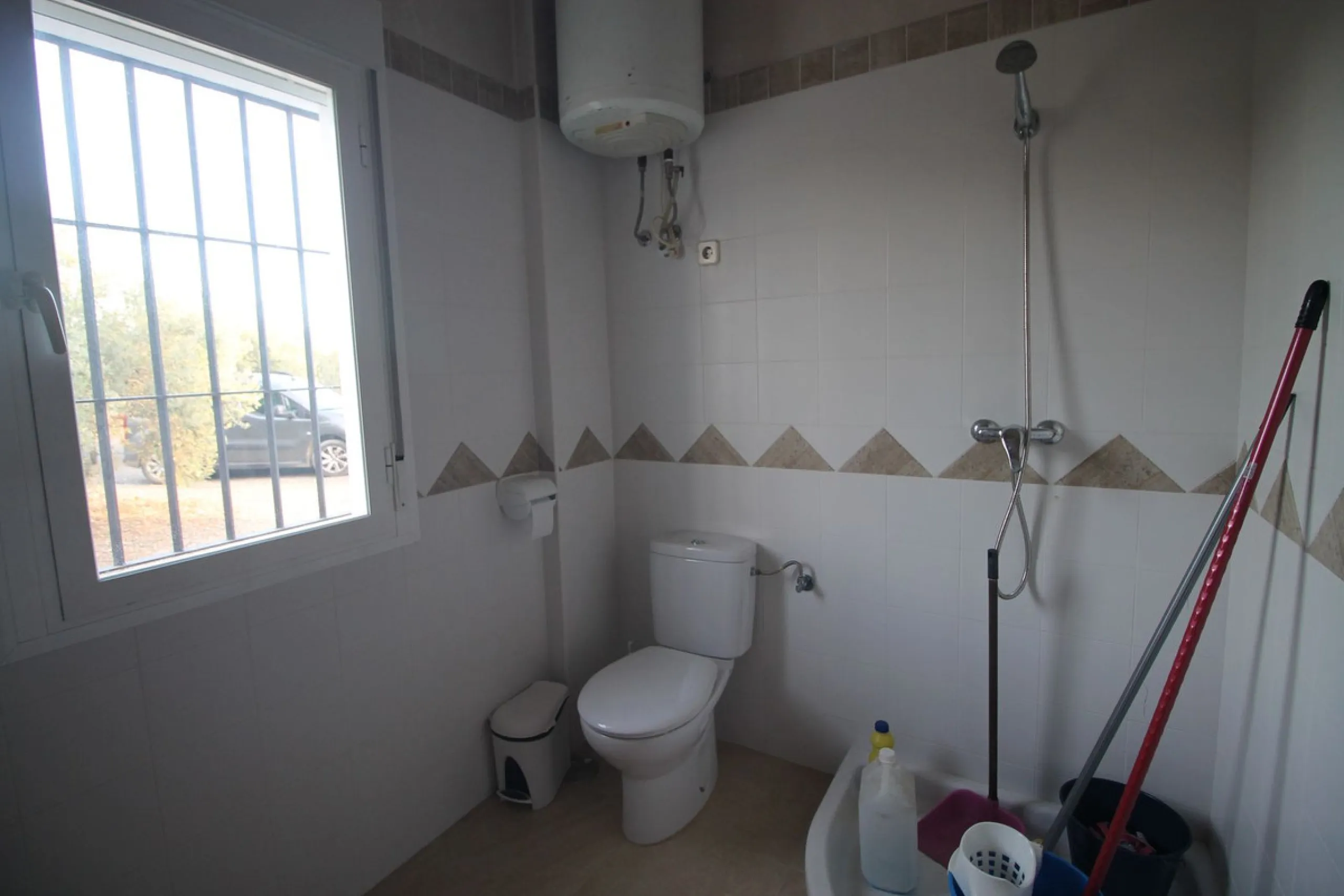 Plot - Residential Plot в продаже в Alora, Málaga. Площадь дома 330 м². Площадь участка 10000 м²