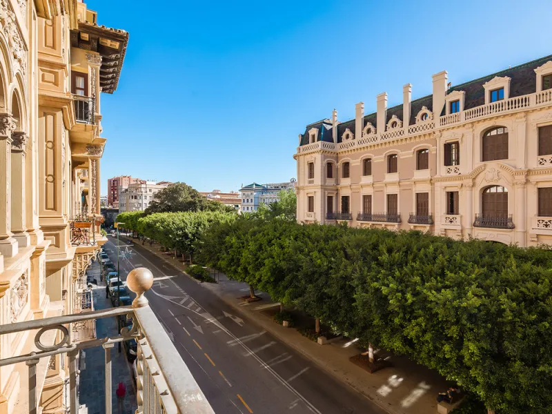 Apartment - Middle Floor Apartment в продаже в Málaga, Málaga. В доме 3 спален и 3 ванных комнат. Площадь дома 210 м²