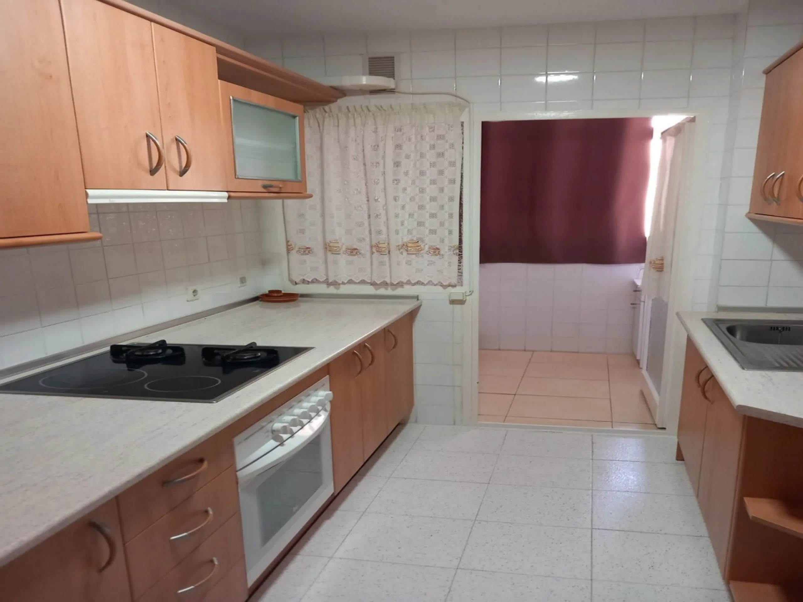 Apartment - Middle Floor Apartment в продаже в Fuengirola, Málaga. В доме 3 спален и 2 ванных комнат. Площадь дома 109 м²