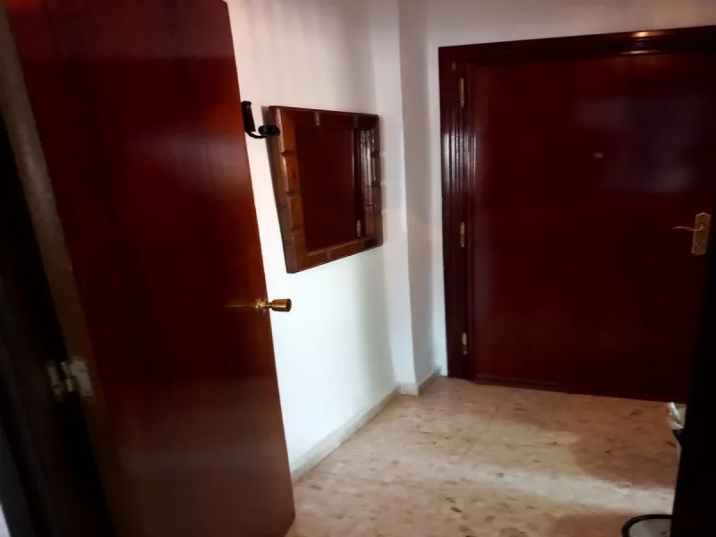 Apartment - Middle Floor Apartment в продаже в Fuengirola, Málaga. В доме 3 спален и 2 ванных комнат. Площадь дома 109 м²