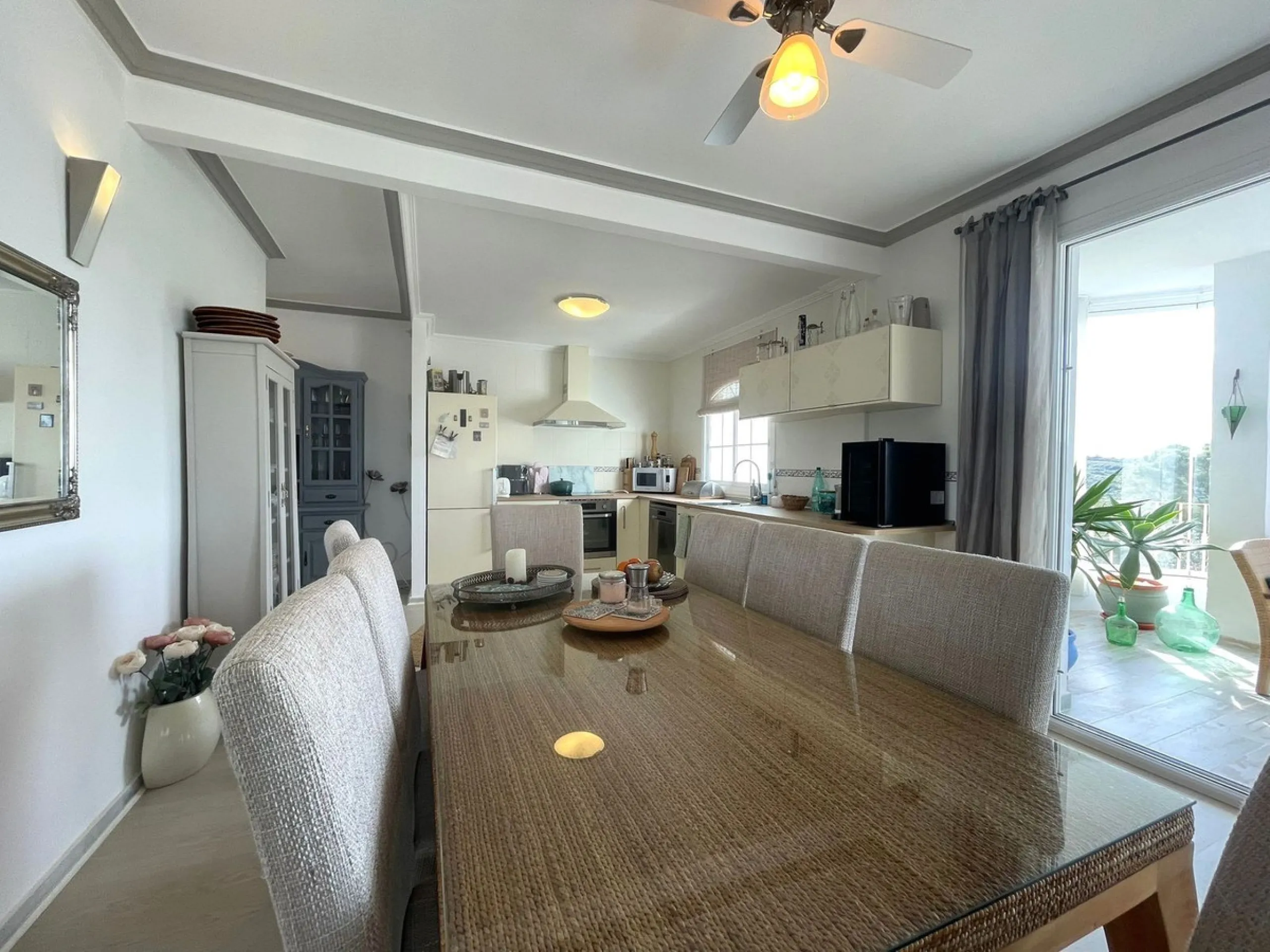 Designer Penthouse Next to the Golf Course – Estepona