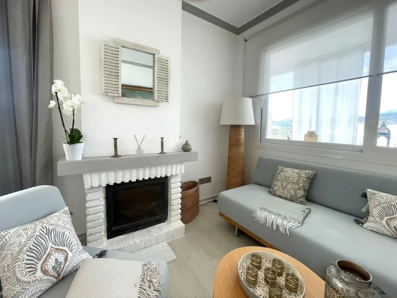 Designer Penthouse Next to the Golf Course – Estepona