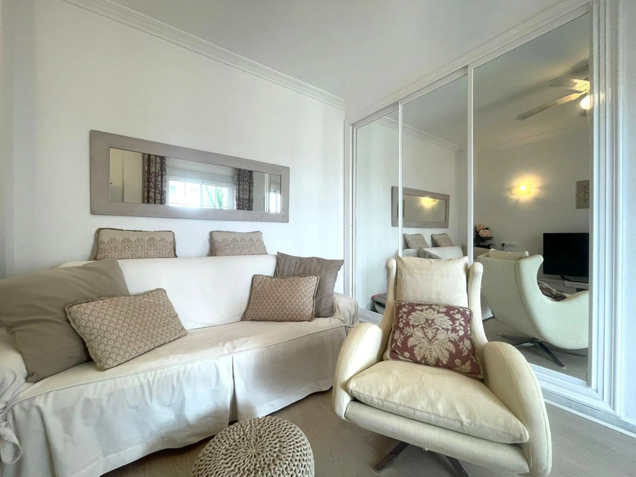 Designer Penthouse Next to the Golf Course – Estepona