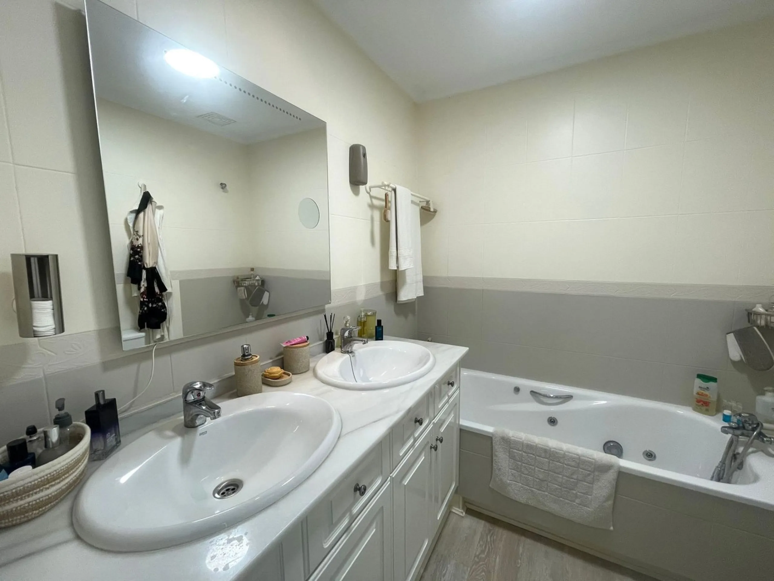 Designer Penthouse Next to the Golf Course – Estepona
