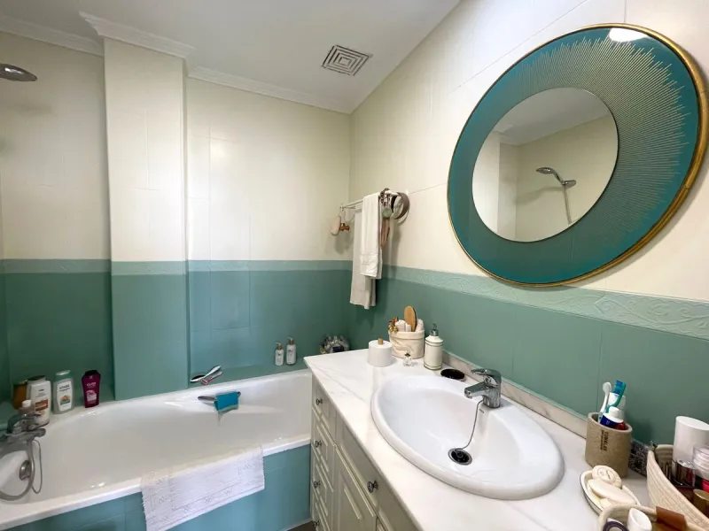Designer Penthouse Next to the Golf Course – Estepona